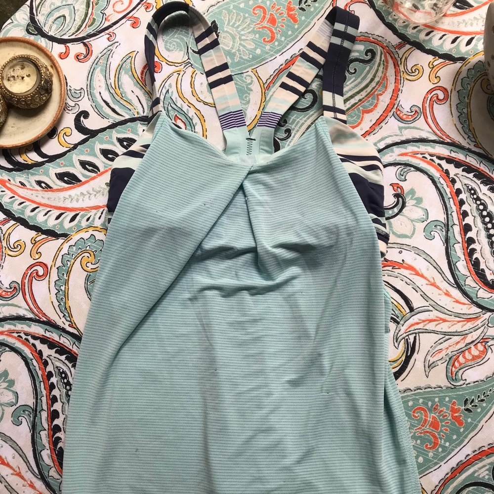 Lulu Lemon built in bra athletic top